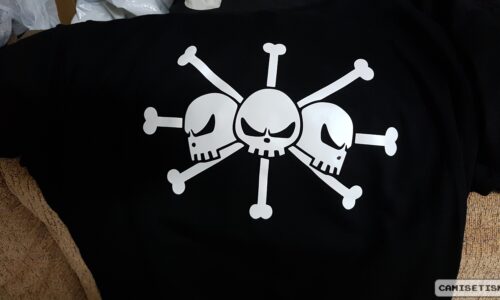 La Bandera de Barba Negra de One Piece