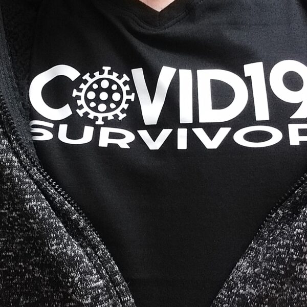 Camiseta Covid19 Survivor. Camiseta Coronavirus